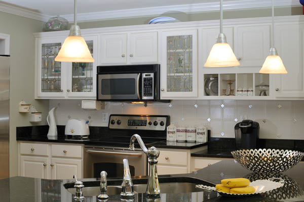 image of kitchen and lights depicting flickering lights when ac turns on